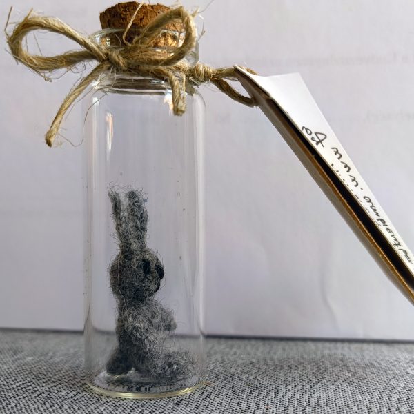 Iepuras crosetat – miniatura handmade cu suflet - imagine 4
