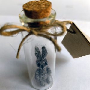 Iepuras crosetat – miniatura handmade cu suflet